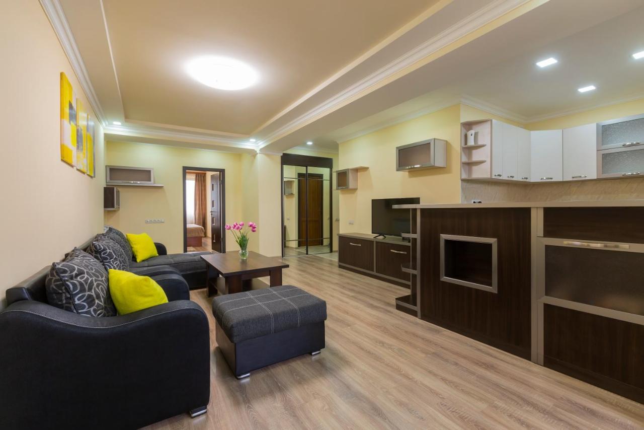 Umba Apartment N5 - Balcony And Mount Ararat View เยเรวาน ภายนอก รูปภาพ